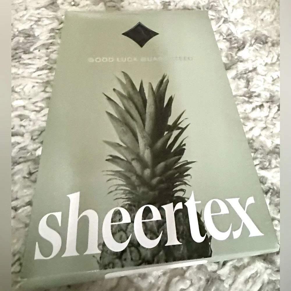 ‼️RARE‼️🎸SHEERTEX🎸🔥NWT🔥High Rise Tummy Smoothing Sheer Tights in Black—S